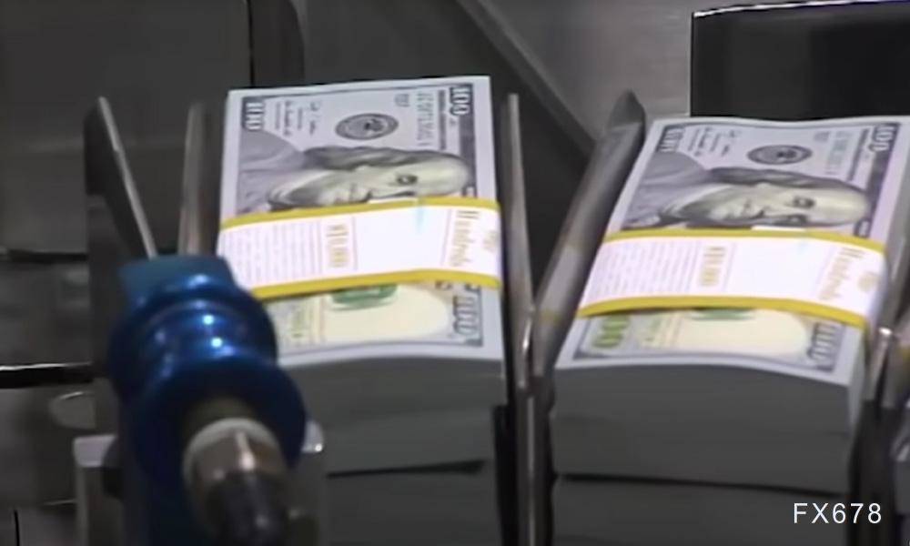 在周三的交易中,10年期美国国债收益率跌破3个月期国债收益率,出现“收益率曲线倒挂”现象。这一现象被认为是有效的经济衰退预测指标之一,提示美联储关注的衰退信号再次显现。