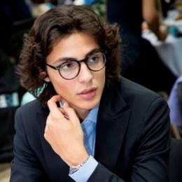 最新市场动态:上期所原油期货与贵金属的表现分析